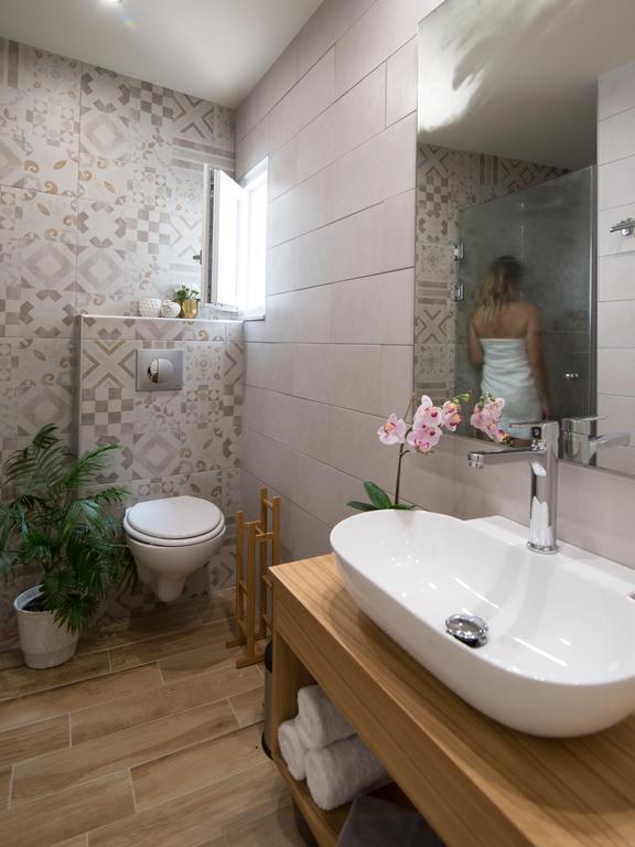 Riaki Apts マリア エクステリア 写真